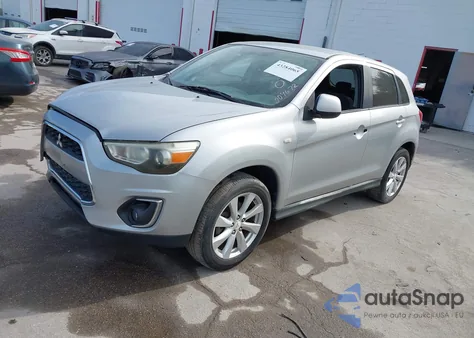 2013 Mitsubishi Outlander Sport Es z USA, uszkodzony, nr VIN 4A4AP3AU9DE009672